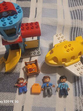 Lego Duplo Airport 10871 set